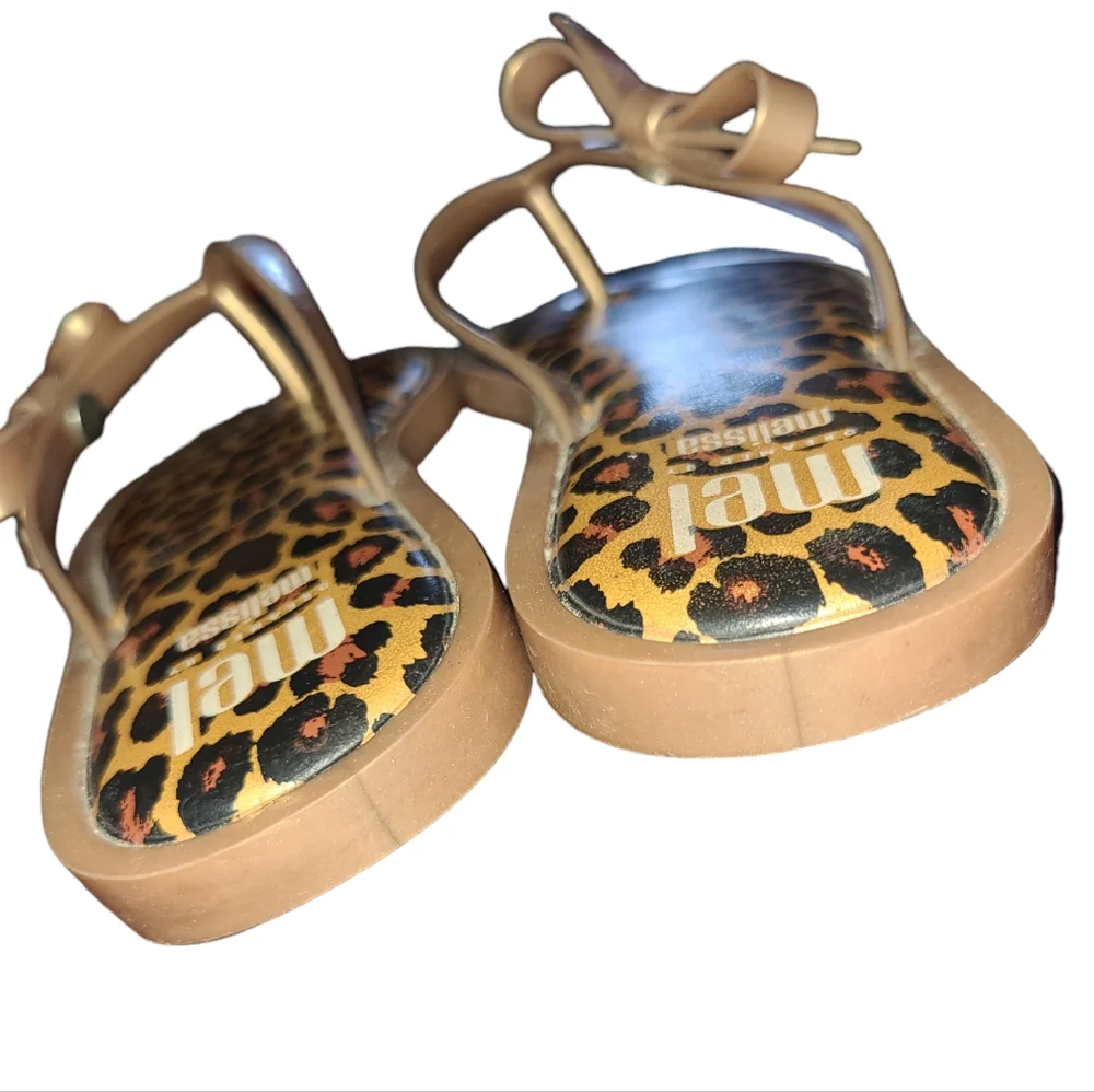 Mel Dreamed by Melissa Leopard Print Flip Flop  Sandals Kids Size 1